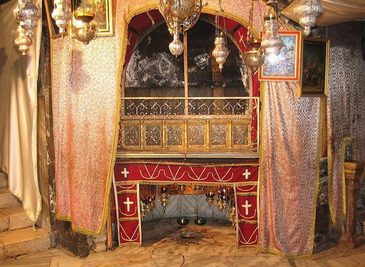 ADAMS: Nollag Shona Daoibhse Go Leir