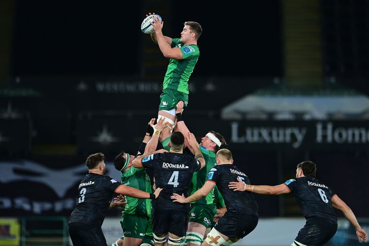 Carty's drop-goal wins it for Connacht in Swansea