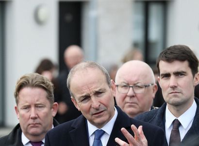 Taoiseach Off Vladimir's Christmas Card l.ist