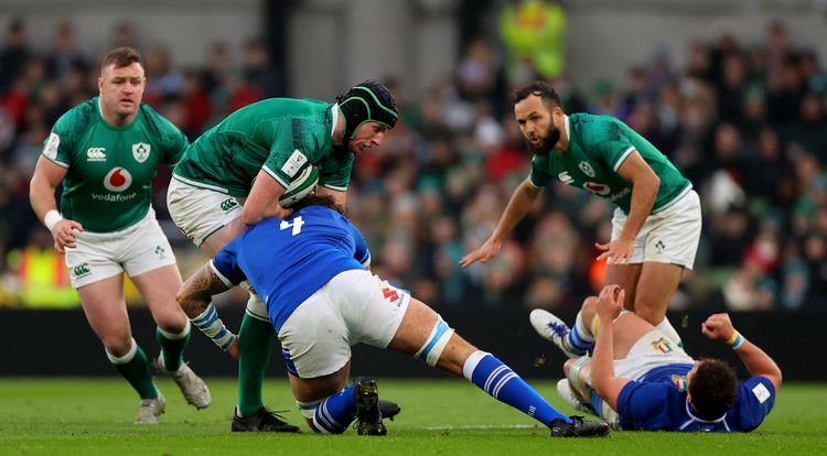Ireland go over 9 times against depleted Italy