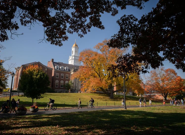 Trasna Meiriceá: Irish Old and New at UConn