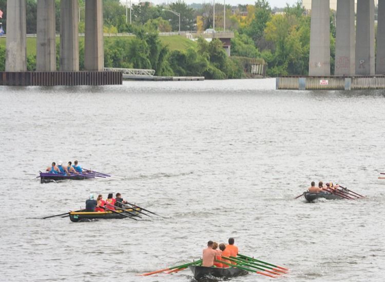 Currachs All Ready To Race