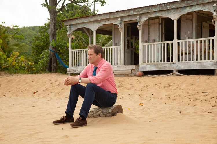 Ardal's back in the Apple