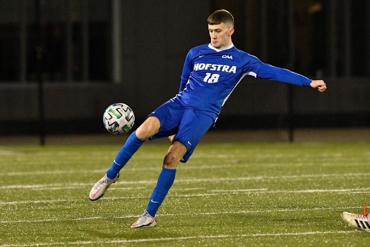 Diving Carmichael propels Pride