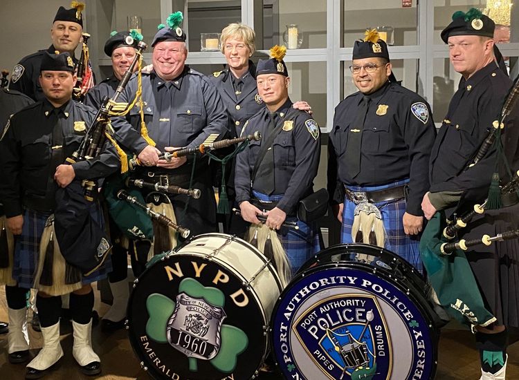 Echo to salute Irish American police heroes at New York gala