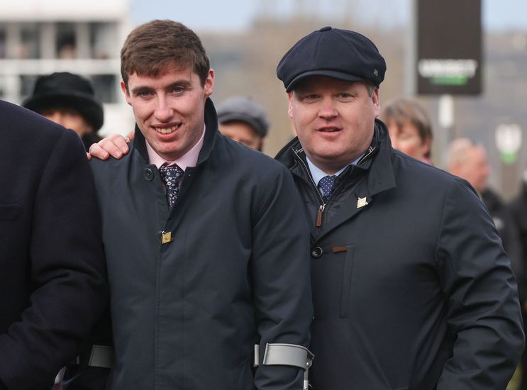 Elliott, Kennedy win 3 at Far Hills