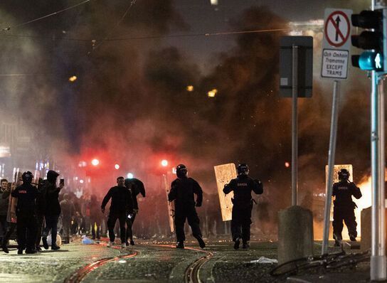 Night of rioting and looting in Dublin