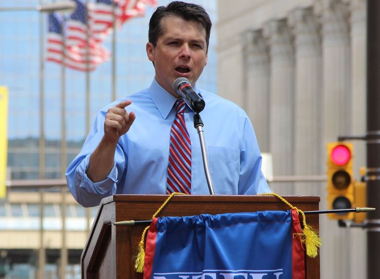 Irish America Backing Irish Court Move