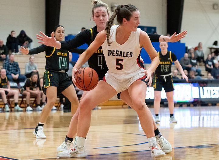 COLLEGE: 3rd double-double for Rafferty