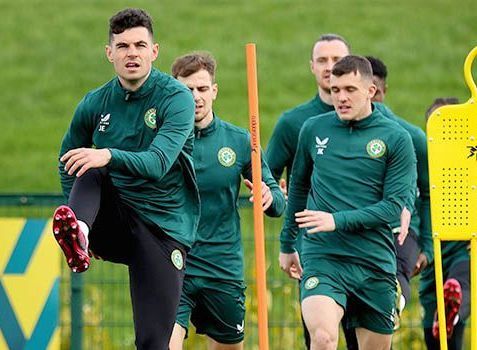 City, United on course for final