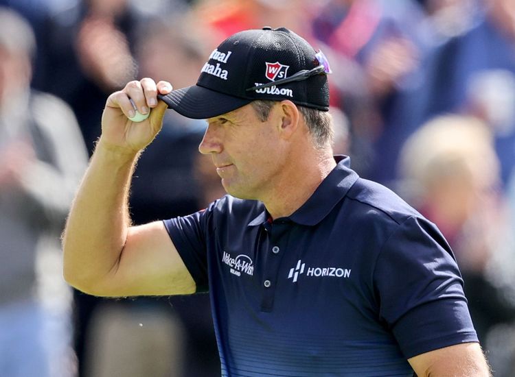 Harrington joint 10th in Valero