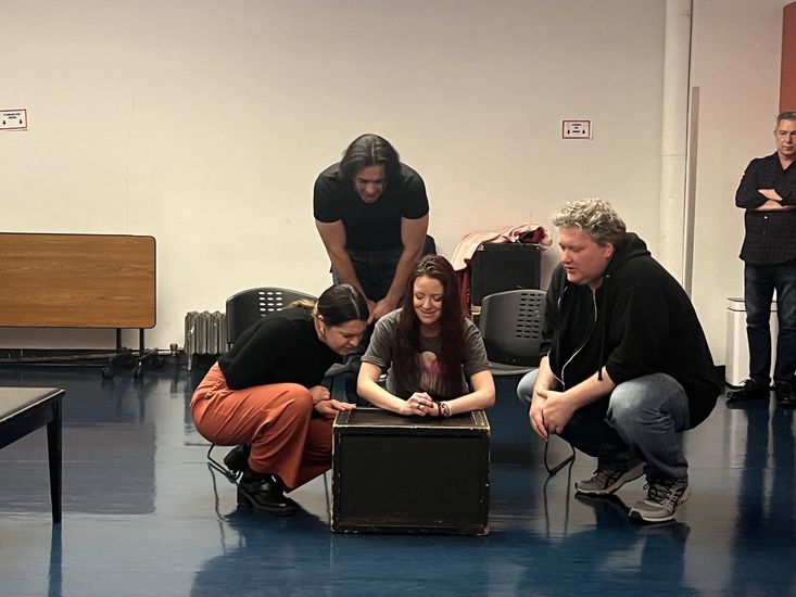 St. Jean's Players stage 'Six Degrees' at new NYC venue