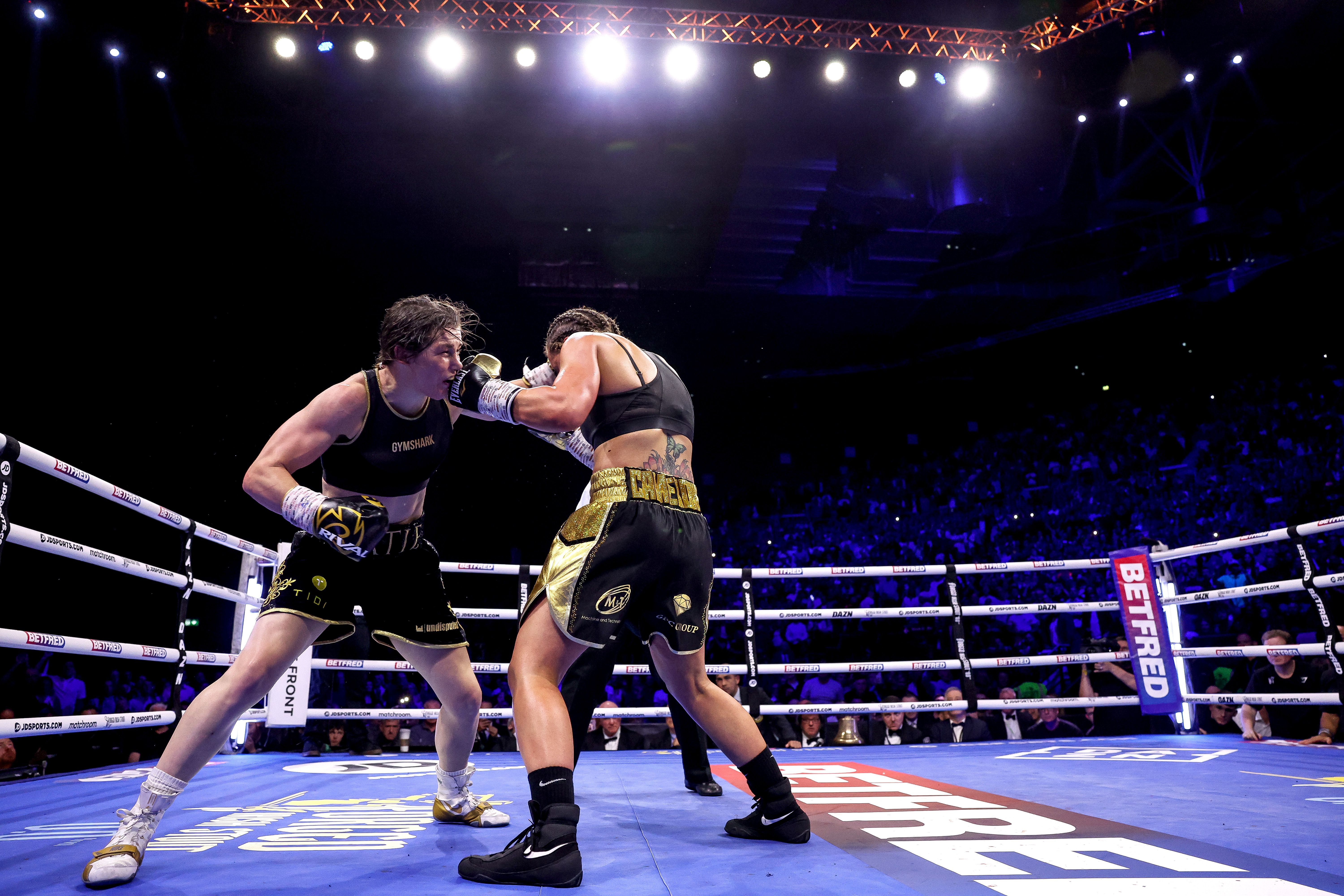 Katie Taylor suffers 1st pro loss at homecoming fight in Dublin