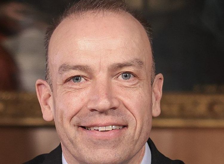 Congress Members Await Response