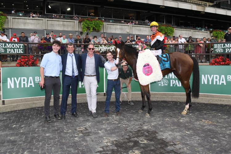 Tipp win at Belmont Park