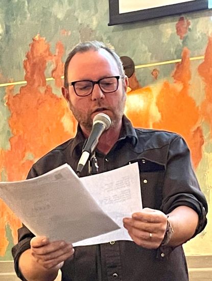 August salon portends busy fall