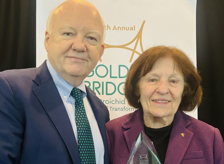 Foley Honored at Golden Bridges