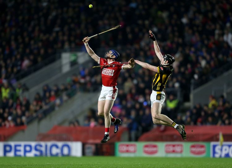 Cats edge Cork at Uí Chaoimh