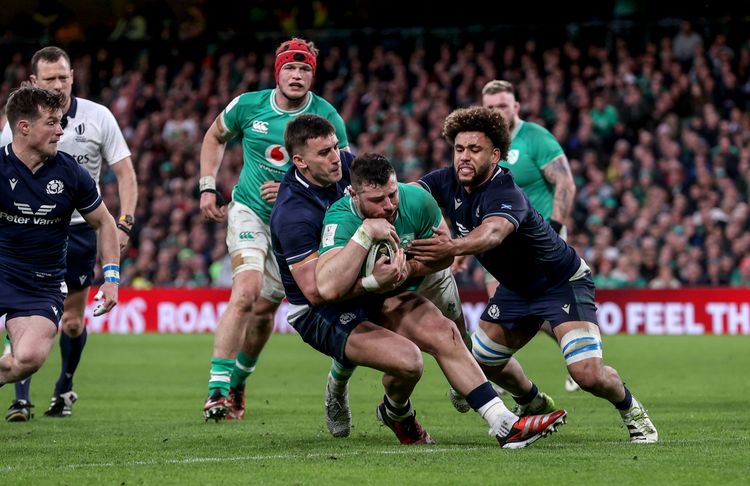 Ireland hold on vs. Scots to retain Six Nations title