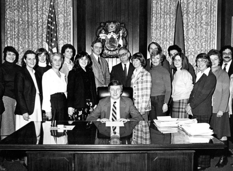 Maine in Mourning for Gov. Brennan (89), Irish pay tribute