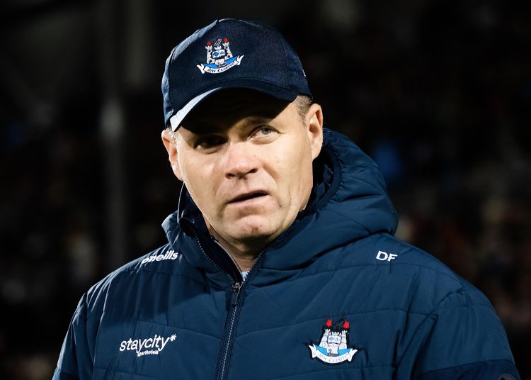 Dubs begin bid on busy Sunday