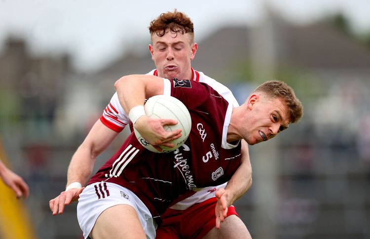 Galway goals shock 14-man Derry