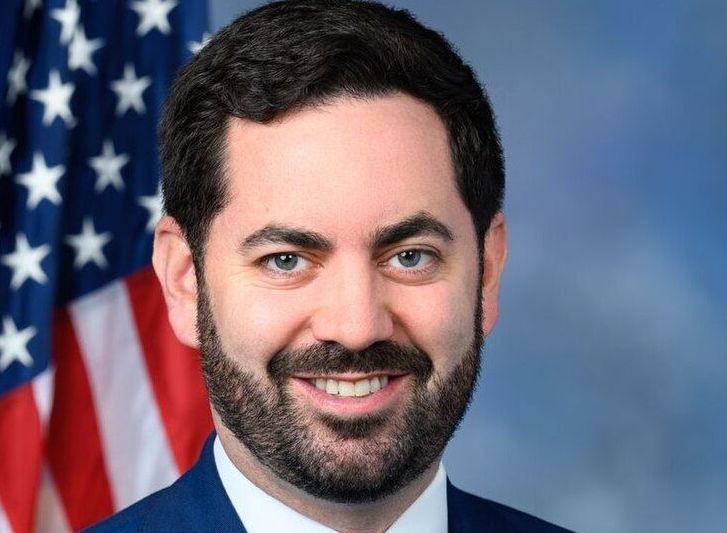 Lawler Introduces His E-3 'AOH' Visa Bill