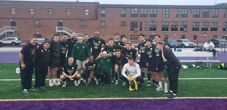 Lansdowne face Doxa Saturday