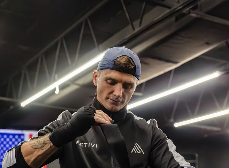 Coyle wants shot at champ Lara