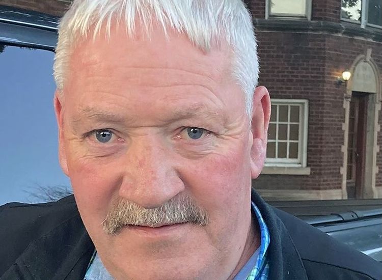 In the Windy City, who you gonna call? Cyril Regan, of course