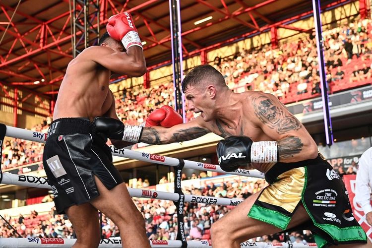 Coyle goes 21-0 in Barnsley