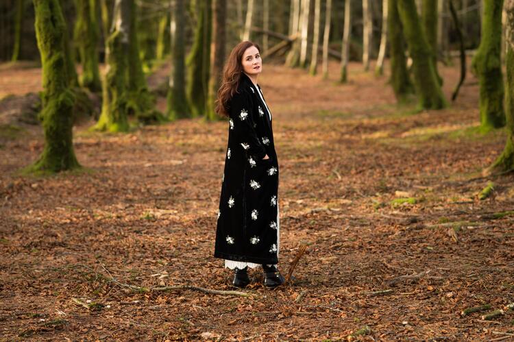 A clear, focused, resonant voice