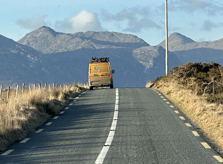 Lineman For The County