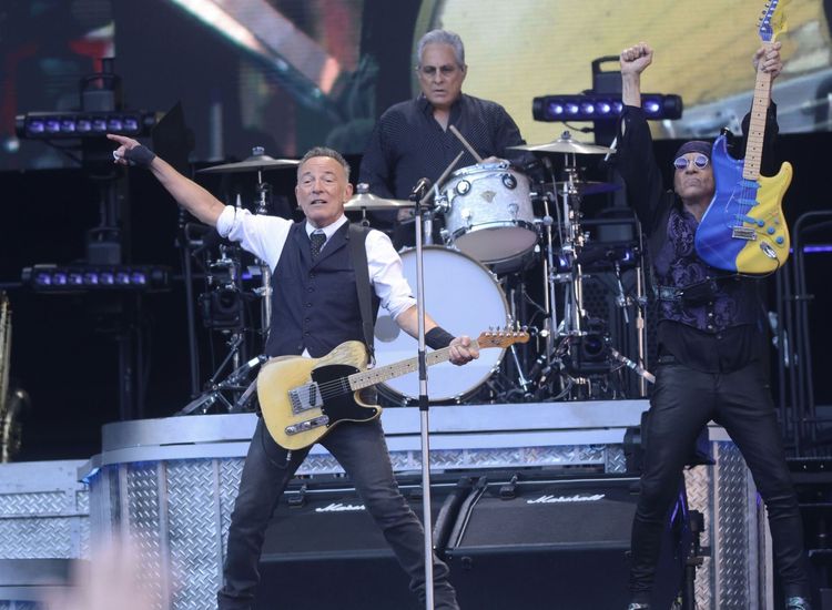 Born in the USA, for sure, but his Roots are in Kildare; Now The Boss' Two Hometowns are Buddying Up