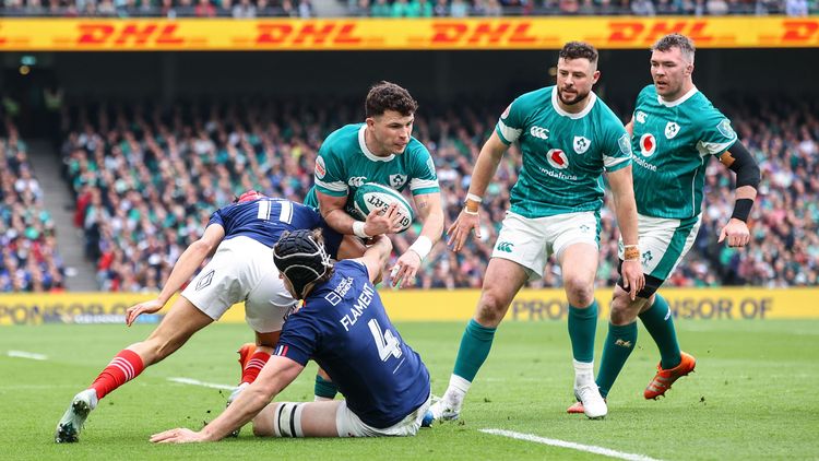 France overcome weakened Irish
