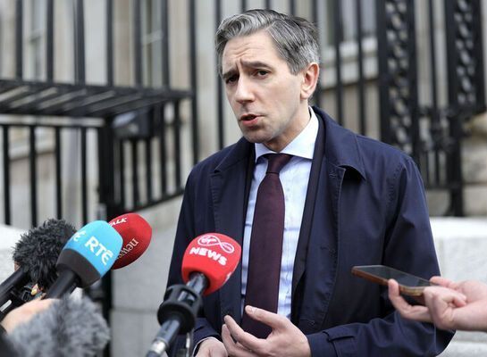 Harris and Lutnick Confer