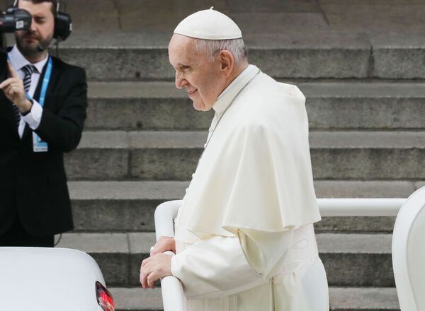 Hibernians Pay Tribute to Pope Francis