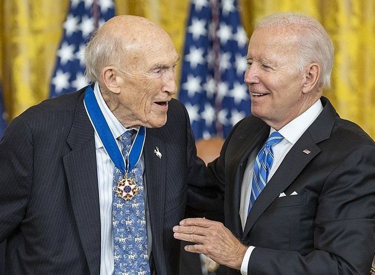 So Much Hope Moldering in the Political Grave