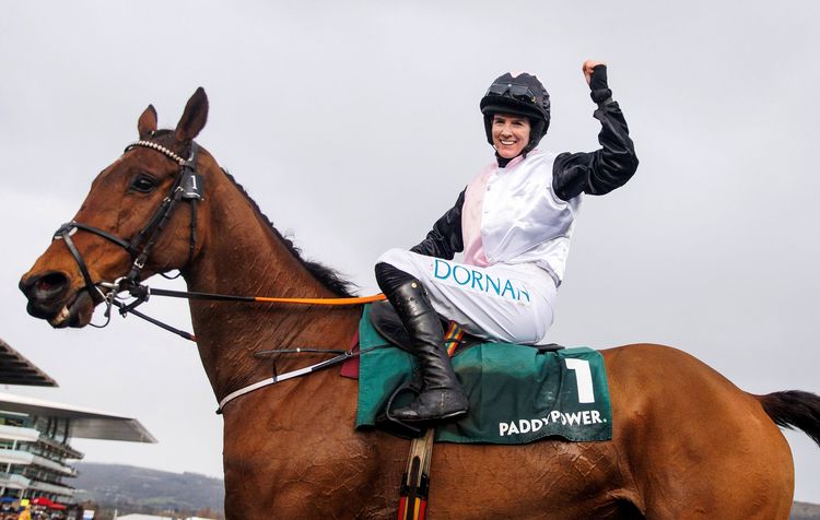 Blackmore ends historic career