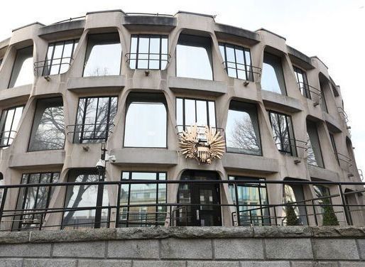 U.S. Move Has Harris 'Very Concerned'