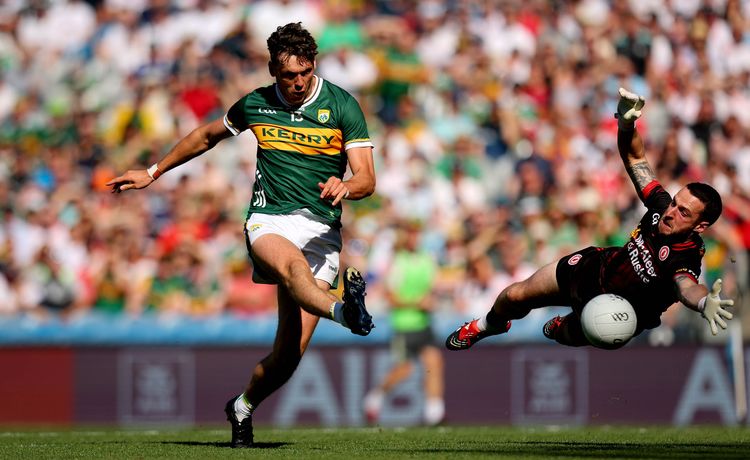Kerry ease into Sam final