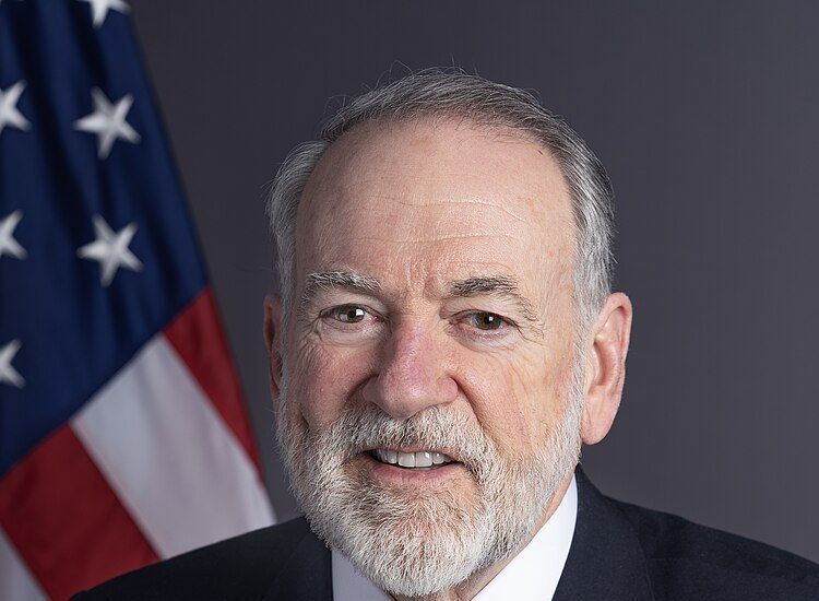 Hibernians Demand Huckabee Apology