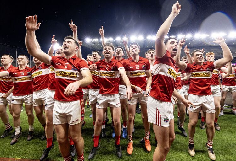 Dingle wins great club spectacle