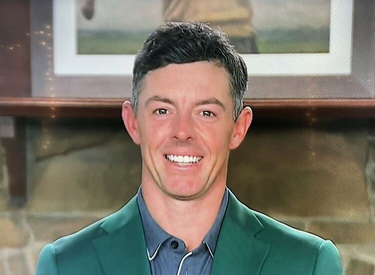 Rory Roars Back...To Back