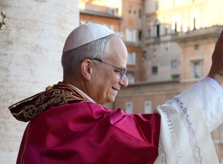 Hibernians Condemn Trump 's Attack on Pope Leo