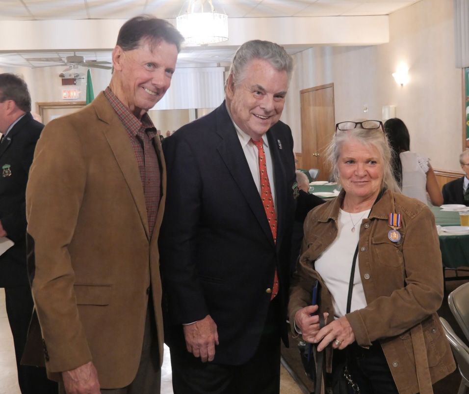 TRIBUTE: Brigadier General (ret) Raymond Doyle and former Congressman Peter King with Eileen Scheiner at the Makin Day dinner