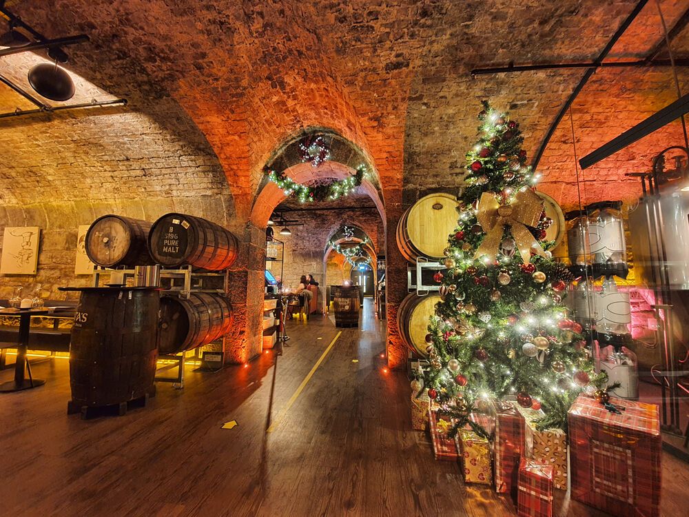 A cozy Christmas hideaway in Dublin.