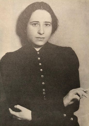 Hannah Arendt.