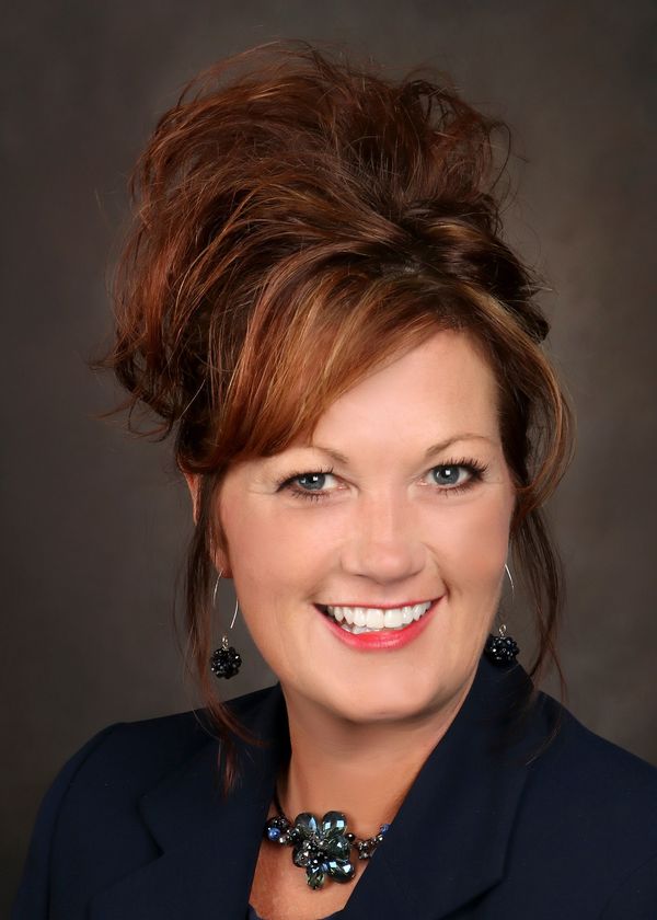 Tori J.E. Riley - Cara Medalist